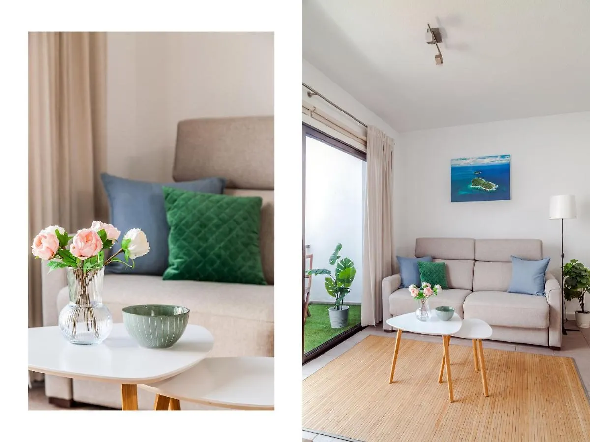 Blue Waters Apartment With Heated Pool Коста-дель-Силенцио